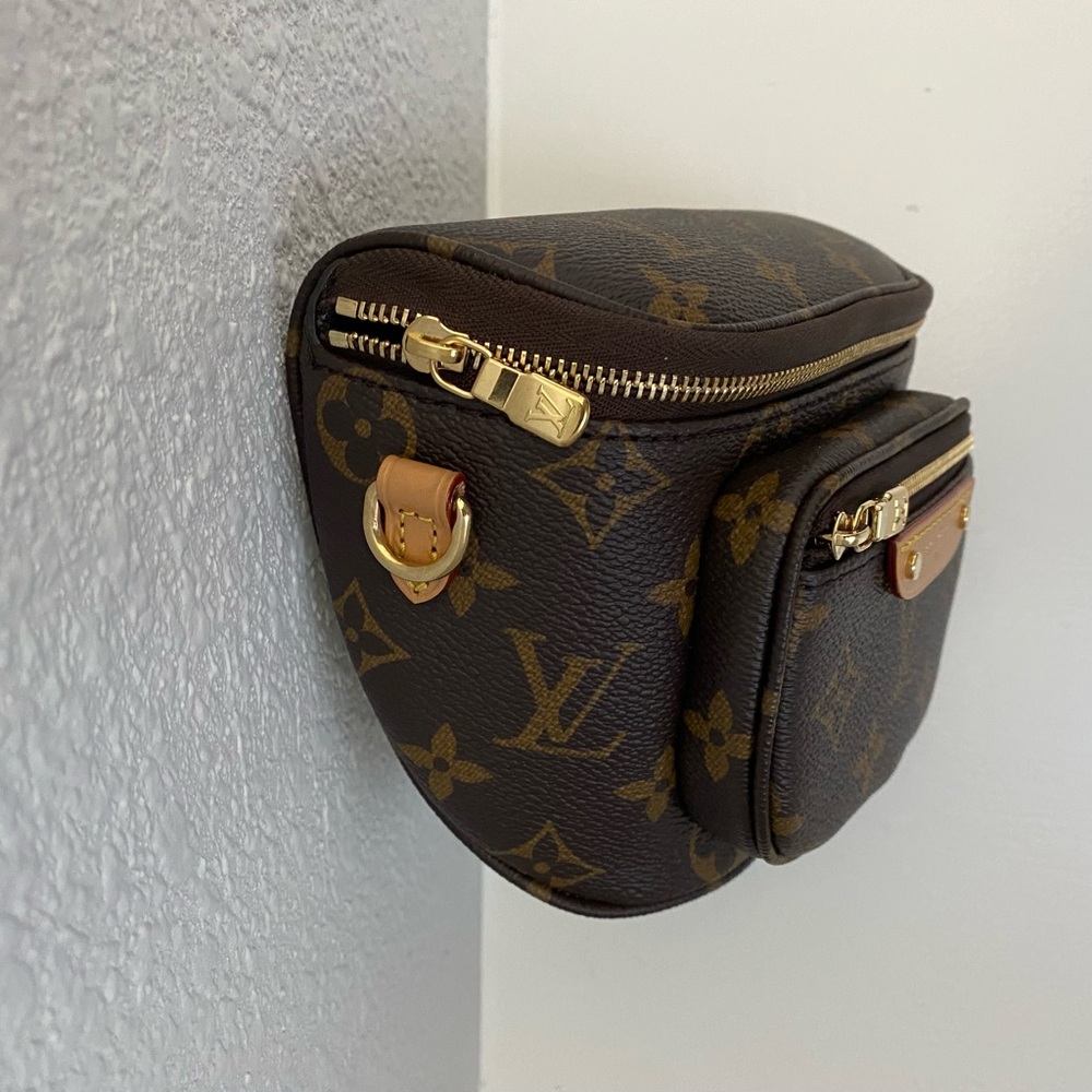 Authentic Louis Vuitton mini bumbag monogram - Picture 11 of 15